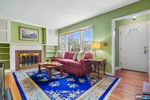 321 Kenilworth Rd, Ridgewood, NJ 07450 - Photo 5