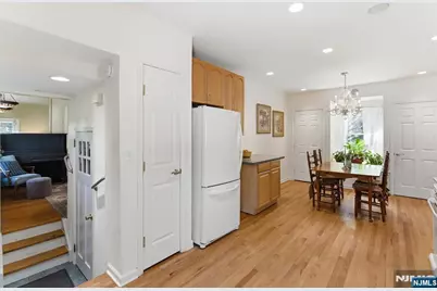 64 Davis Avenue, Hackensack, NJ 07601 - Photo 11
