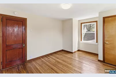 64 Davis Avenue, Hackensack, NJ 07601 - Photo 23