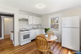 64 Davis Ave, Hackensack, NJ 07601 - Photo 17