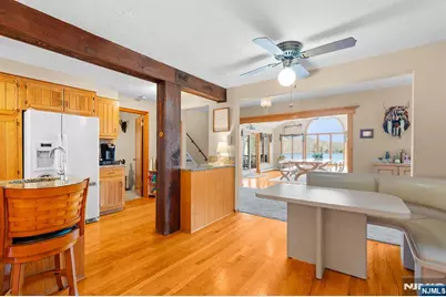 70 Harrison Lane, Bloomingdale, NJ 07403 - Photo 17
