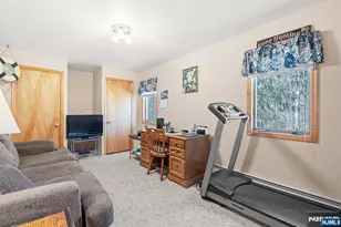 70 Harrison Ln, Bloomingdale, NJ 07403 - Photo 27