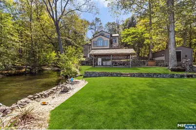 70 Harrison Lane, Bloomingdale, NJ 07403 - Photo 43