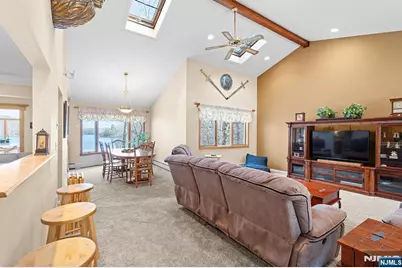 70 Harrison Lane, Bloomingdale, NJ 07403 - Photo 11