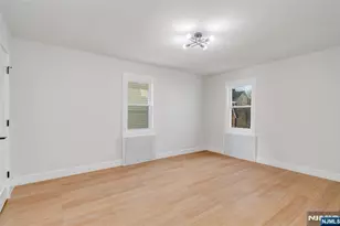 150 Hansbury Ave, Newark, NJ 07112 - Photo 25