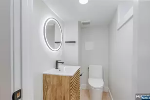 150 Hansbury Ave, Newark, NJ 07112 - Photo 17