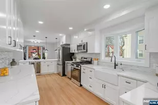 150 Hansbury Ave, Newark, NJ 07112 - Photo 9