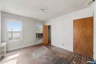 1024 Julia St, Elizabeth, NJ 07201 - Photo 7