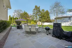 676 Rutgers Pl, Paramus, NJ 07652 - Photo 31