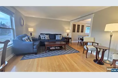 446 Maple Hill Drive, Hackensack, NJ 07601 - Photo 3