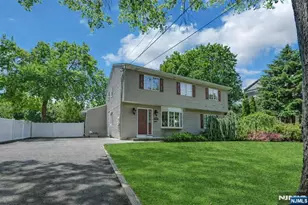44 W Midland Ave, Paramus, NJ 07652 - Photo 3