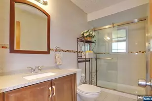 27 Joseph St, Moonachie, NJ 07074 - Photo 11