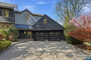 38 Trautwein Crescent, Closter, NJ 07624 - Photo 5
