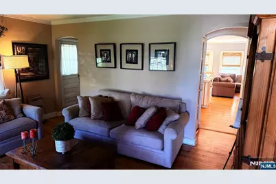 40 Strathmore Terrace, Saddle Brook Township, NJ 07663 - Photo 7
