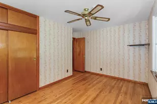 17 Obal Ave, Elmwood Park, NJ 07407 - Photo 13