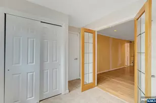 9 Hemlock Dr, Paramus, NJ 07652 - Photo 13