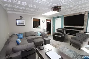 6 Evergreen Ave, Wanaque, NJ 07420 - Photo 5