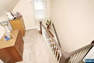 218 Hickory Ave, Bergenfield, NJ 07621 - Photo 23