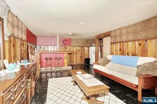 218 Hickory Ave, Bergenfield, NJ 07621 - Photo 17