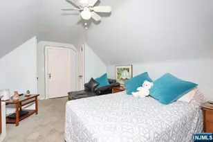 218 Hickory Ave, Bergenfield, NJ 07621 - Photo 25