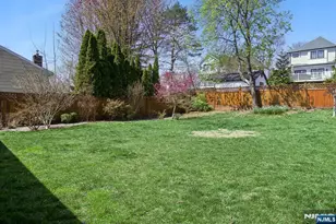 39 Glen Ave, Millburn, NJ 07041 - Photo 19
