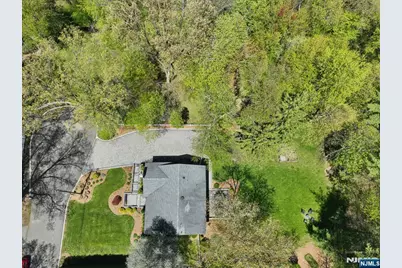 586 Sparrowbush Road, Wyckoff Township, NJ 07481 - Photo 43