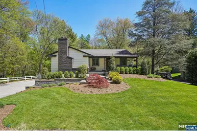 586 Sparrowbush Road, Wyckoff Township, NJ 07481 - Photo 1