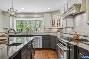 586 Sparrowbush Rd, Wyckoff Township, NJ 07481 - Photo 13
