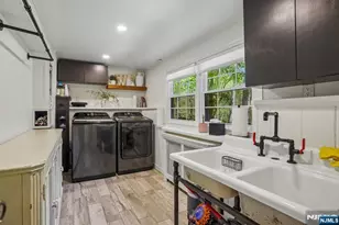 586 Sparrowbush Rd, Wyckoff Township, NJ 07481 - Photo 33