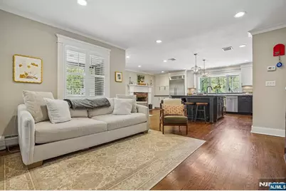 586 Sparrowbush Road, Wyckoff Township, NJ 07481 - Photo 19