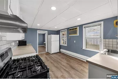 330 Hoover Avenue, Bloomfield, NJ 07003 - Photo 23