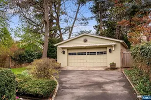111 Montclair Ave, Montclair, NJ 07042 - Photo 43