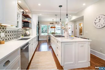 111 Montclair Avenue, Montclair, NJ 07042 - Photo 13