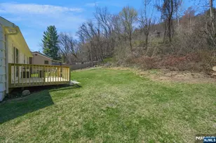 35 Zinnia Dr, Vernon, NJ 07418 - Photo 23