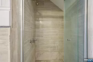 365 Highland St, Englewood, NJ 07631 - Photo 33