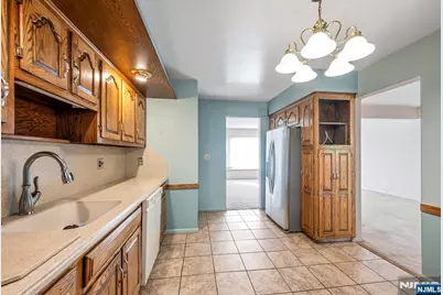 109 Dogwood Court, Westwood, NJ 07675 - Photo 9