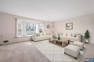 109 Dogwood Ct, Westwood, NJ 07675 - Photo 3