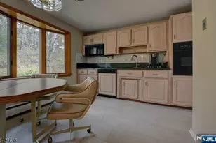 1006 Black Oak Ridge Rd, Wayne, NJ 07470 - Photo 17