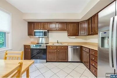623 Hillsdale Avenue, Hillsdale, NJ 07642 - Photo 13
