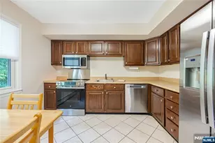 623 Hillsdale Ave, Hillsdale, NJ 07642 - Photo 13