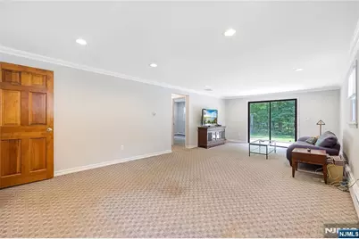 623 Hillsdale Avenue, Hillsdale, NJ 07642 - Photo 5