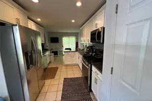 410 Burlington Rd, Paramus, NJ 07652 - Photo 5