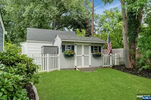 7 Hawthorne Ave, Glen Ridge, NJ 07028 - Photo 39