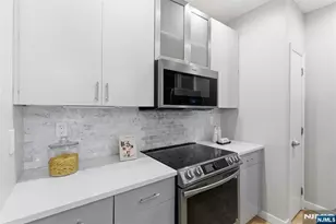 26 Ave At Port Imperial 417, West New York, NJ 07093 - Photo 3