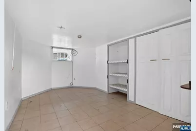 1110 Hampton Place, Elizabeth, NJ 07201 - Photo 11