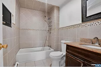 1110 Hampton Place, Elizabeth, NJ 07201 - Photo 17