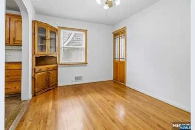 215 Henley Avenue, New Milford, NJ 07646 - Photo 23
