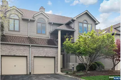 702 Holly Court T125 #T125, Norwood, NJ 07648 - Photo 5