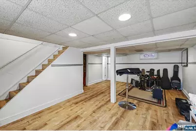 198 Roosevelt Avenue, Bergenfield, NJ 07621 - Photo 21