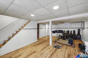 198 Roosevelt Ave, Bergenfield, NJ 07621 - Photo 21